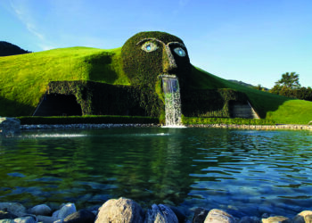 Ab November 2017 gibt es im Inneren des Riesen neue Wunderkammern zu bestaunen. Designed by André Heller.