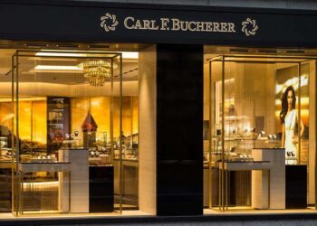 Elegant mutet die neue Bucherer-Boutique in Luzern an – Gold spielt eine große Rolle beim Interieur.