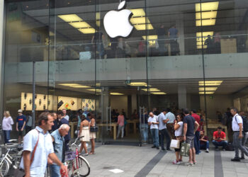 Publikumsmagnet: Der Apple-Shop in München.