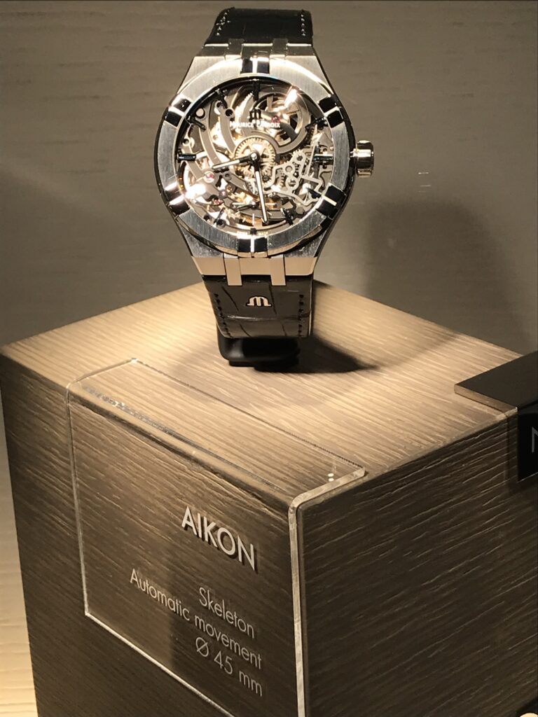 Typisch 2018: Viel Uhr für vergleichsweise wenig Geld gibt es bei Maurice Lacroix und der skelettierten Aikon mit eigenem Automatik-Kaliber für 5.600 Euro.