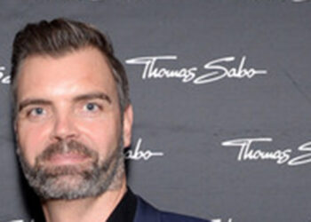 Tony Björk, derzeit Geschäftsführer in Skandinavien, wurde mit sofortiger Wirkung zum Geschäftsführer für Großbritannien und Irland ernannt.