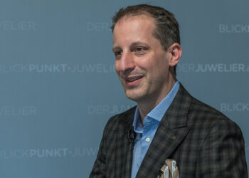 Fabian Meister ist vom Verlobungsring überzeugt – und von dessen Erfolg.