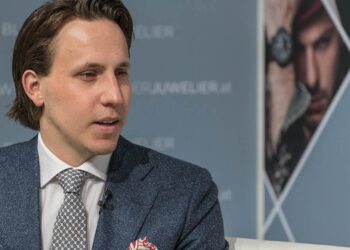 Chris Rauschmayer spricht über den Frequenzrückgang im Handel und wie diesem entgegengewirkt werden kann.