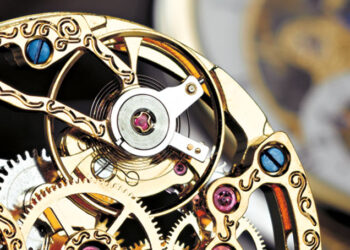 Die Spiralfeder ist das Herzstück einer jeden mechanischen Uhr – und einer der begehrtesten Komponenten für Hersteller. Die Swatch Group hat nun in Zusammenarbeit mit Audemars Piguet eine neue Spiralfeder vorgestellt.