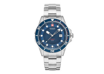 Das Zifferblatt mit Wellenmuster ist ein besonderer Eyecatcher.