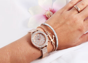 Ein strahlender Auftritt ist mit diesem Zeitmesser am Hangelenk und im Schaufenster garantiert.