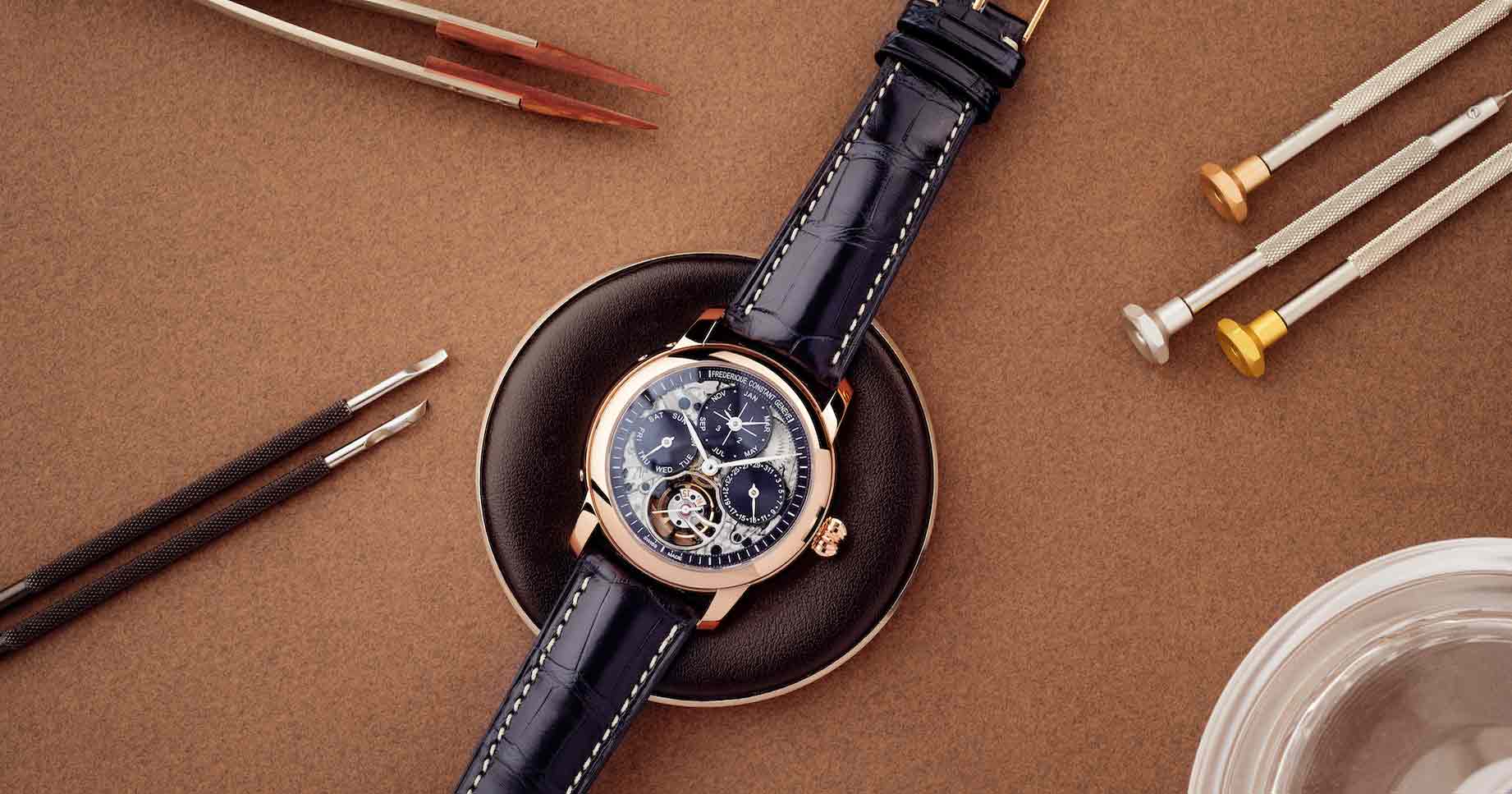 Der Tourbillonkäfig mit seinem eingegliederten Sekundenzeiger, der jede Minute eine Umdrehung vollführt, befindet sich bei 6 Uhr.