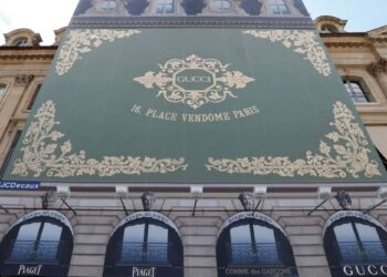 Guccis erste Boutique für edlen Schmuck eröffnete am Place des Vendome in Paris.