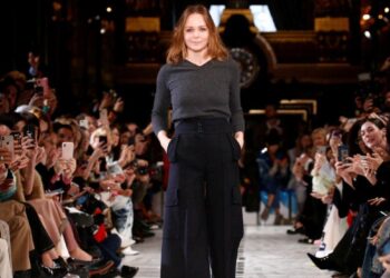 Designerin Stella McCartney soll die Mehrheit an ihrem Unternehmen behalten und auch Kreativdirektorin bleiben.