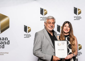 Nathalie und Willi Birk freuen sich über den German Brand Award in der Kategorie „Excellent Brands“.