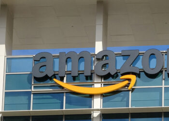 Amazon will in Deutschland stationäre Geschäfte eröffnen.