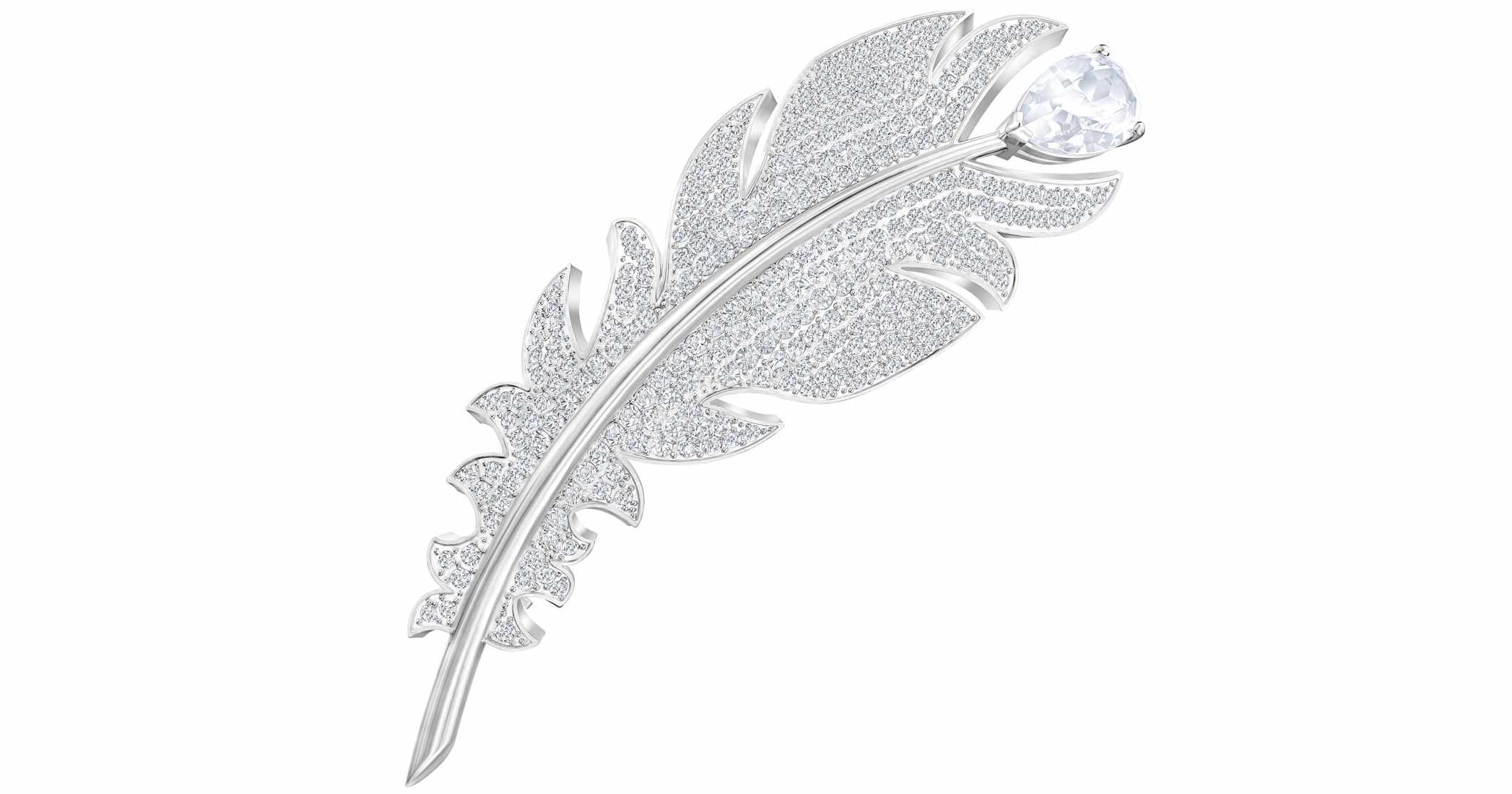 Zarter Hingucker: Die Brosche aus der NICE Linie von Swarovski.