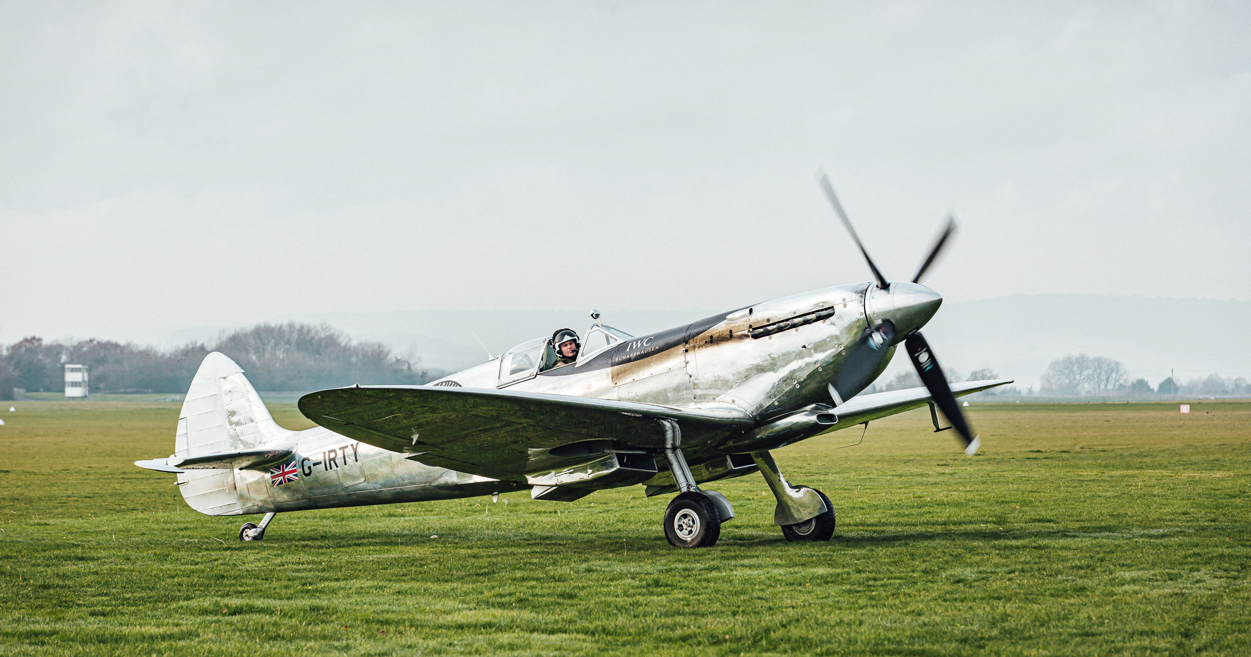 Sicher in Großbritannien gelandet: Die Silver Spitfire.