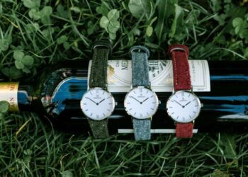 Jedermann" bietet Uhren ab 11,90 Euro pro Monat.