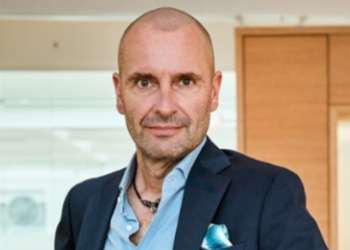 Robert Buchbauer ist ab sofort CEO von Swarovski.