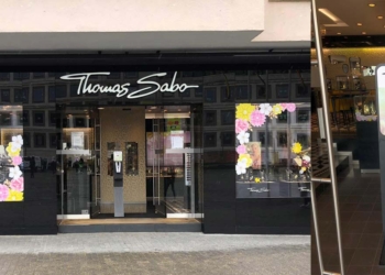 An dieser Händedesinfektion geht niemand vorbei.