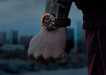Das limitierte Modell der Gucci Dive X Fnatic.