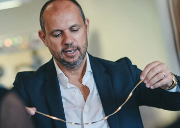 Genau vor 20 Jahren hat Marco Bicego sein eigenes Unternehmen gegründet, das ebenso für kreative Handwerkskunst aus Italien wie für „Affordable Luxury“ steht.