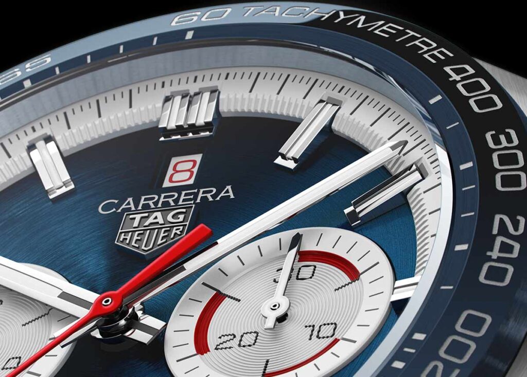 Die zweite Version der TAG Heuer Carrera Sport Chronograph 160 Years Special Edition gibt es mit blauem Zifferblatt.
