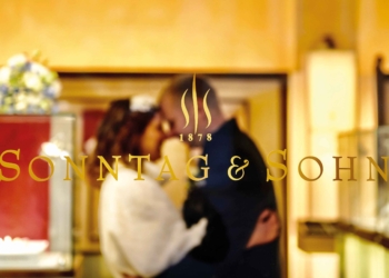 Viele Brautpaare entscheiden sich für Platin-Trauringe. (Credit: Sonntag & Sohn)