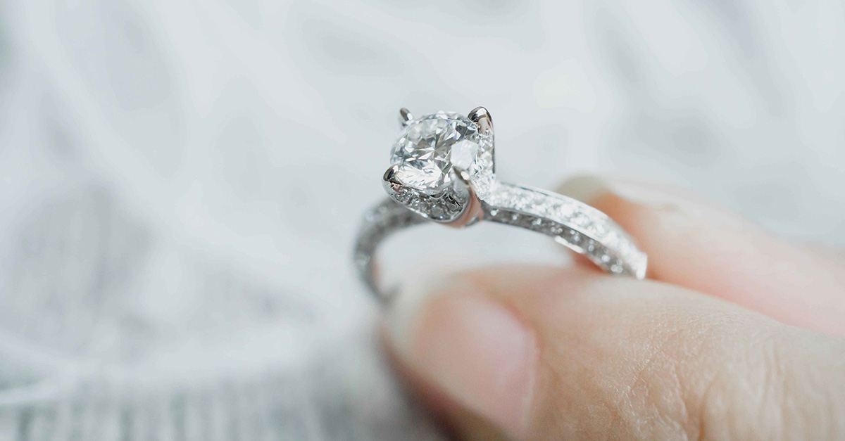 Juweliere sollten verstärkt den Verlobungsring in den Fokus der Kunden rücken.