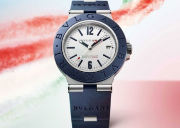 Die Bvlgari Aluminium Tricolore Uhr mit mechanischem Uhrwerk, Automatikaufzug und Datumsanzeige.