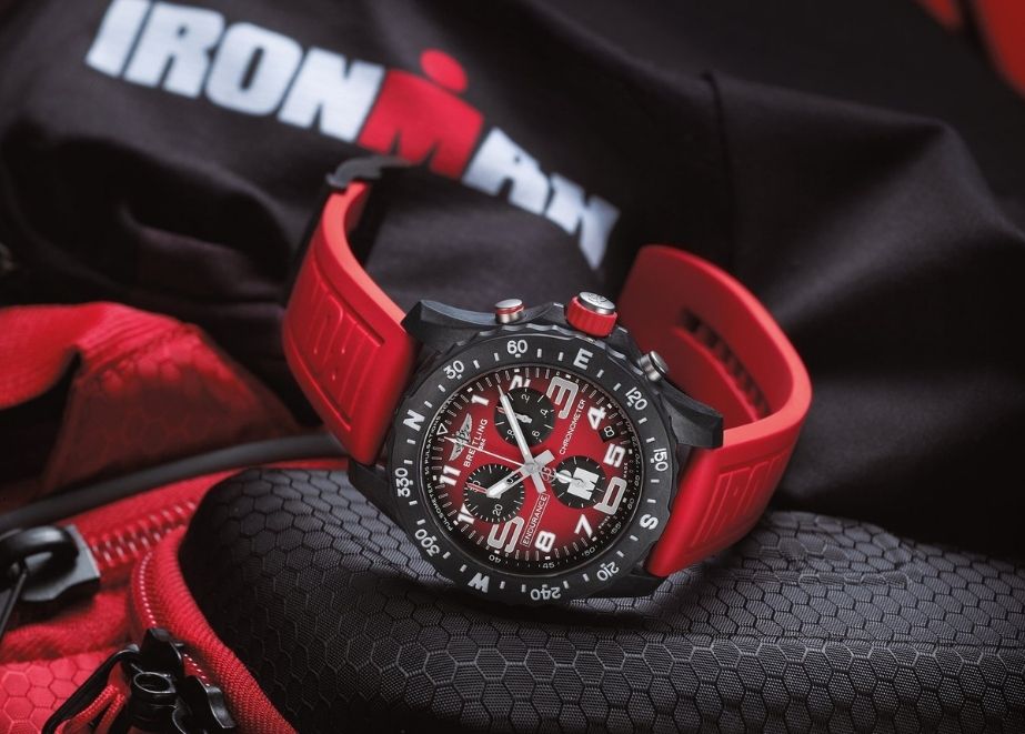 Als neue offizielle Luxusuhr von Ironman zelebriert Breitling das Sportevent mit einer neuen Kollektion von Zeitmessern.