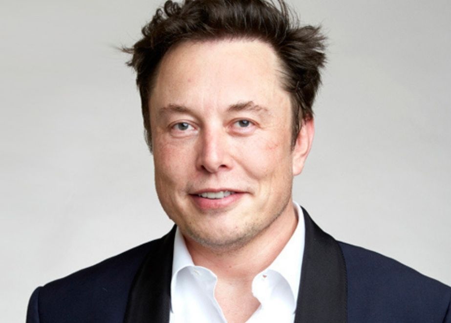 Elon_Musk_Tesla_Restaurant