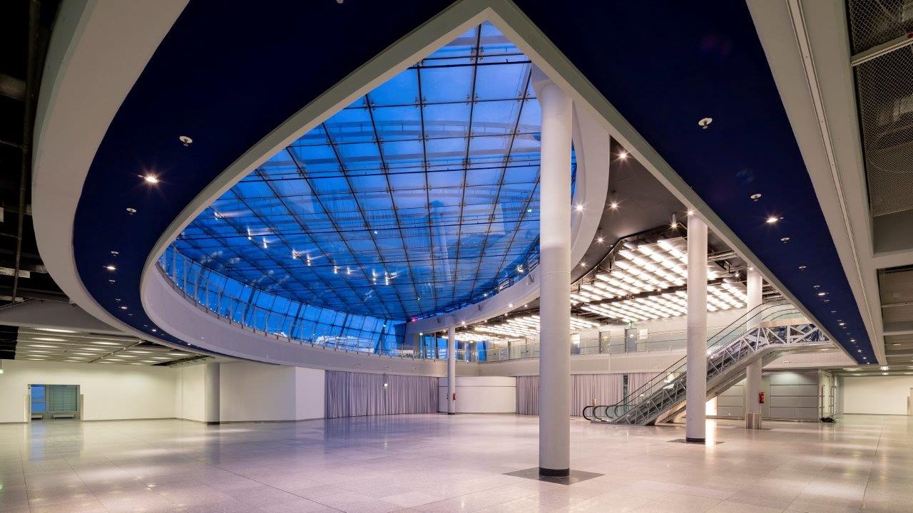 Die INOVA Collection Showroom Düsseldorf nutzt die direkte Anbindung an den Düsseldorfer Flughafen