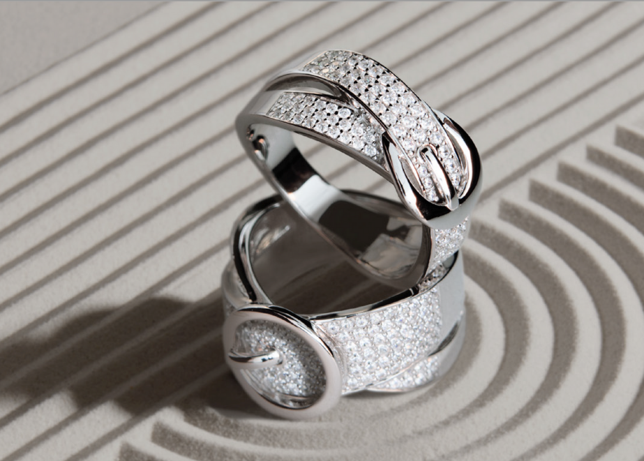 Aus der Kollektion "Cotton": Ringe aus Silber im Gürtel-Look. © LineArgent