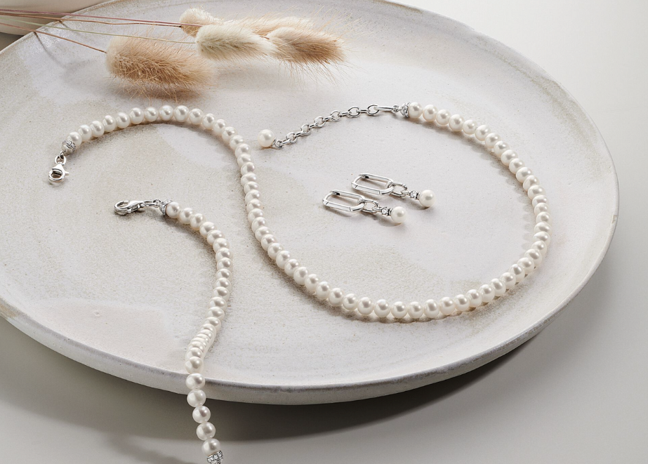 Der Klassiker zum Muttertag: Thomas Sabo präsentiert eleganten Perlenschmuck. © Thomas Sabo