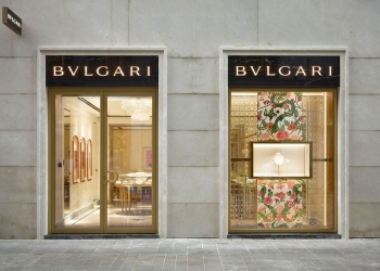 Die Bulgari Boutique am Kohlmarkt öffnet seit dem 11. Juli Besuchern ihre goldenen Pforten. © Bulgari