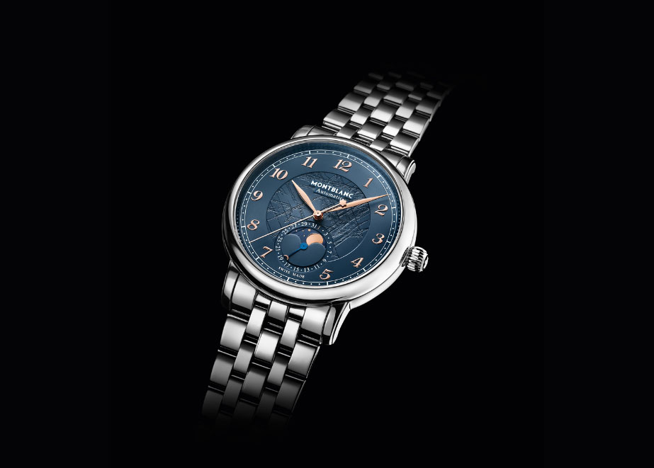 Uhren-Modell aus der Montblanc Star Legacy LE1786 Blue Capsule Collection. © Montblanc