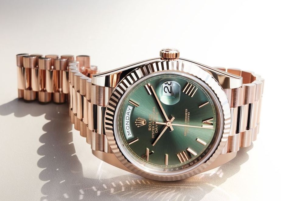 Rolex ist der absolute King unter den Luxusuhren. Expertenschätzungen zu Folge hat die Marke mit der Krone einen Anteil von 29% am Gesamtumsatz der Schweizer Uhrenindustrie. © Rolex