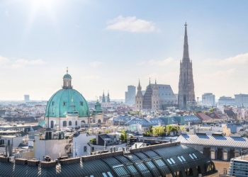 Diebestourismus in Wien: Einmal Juwelenraub und zurück