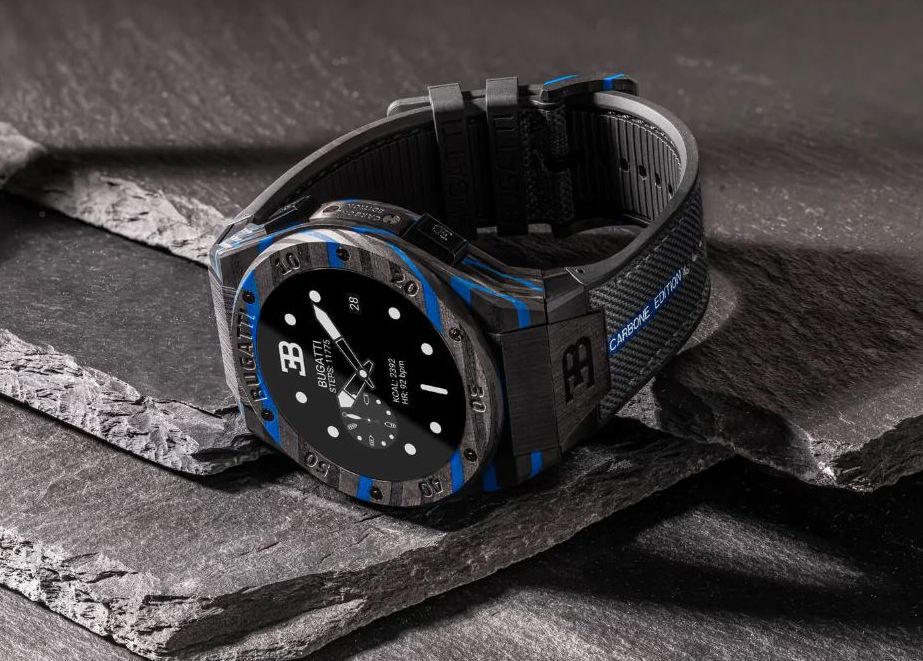 Luxus-Smartwatch aus Oberösterreich: die Bulgari Carbone Limited Edition von VIITA Watches. © Bugatti