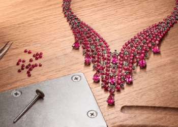 Spinell-Collier-Herstellungsprozess_c_Cartier