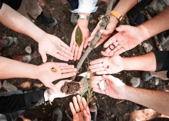 AUF_Breiting-employees-at-a-2022-Nature-Day-event-in-the-Wallis-region-of-Switzerland_1