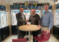 Auf_Uebergabe_Ute_Habenicht_GmbH_Klagenfurt_Michael_Barta_Johannes_Plakolm_Tobias_Plakolm_Credit_Diadoro