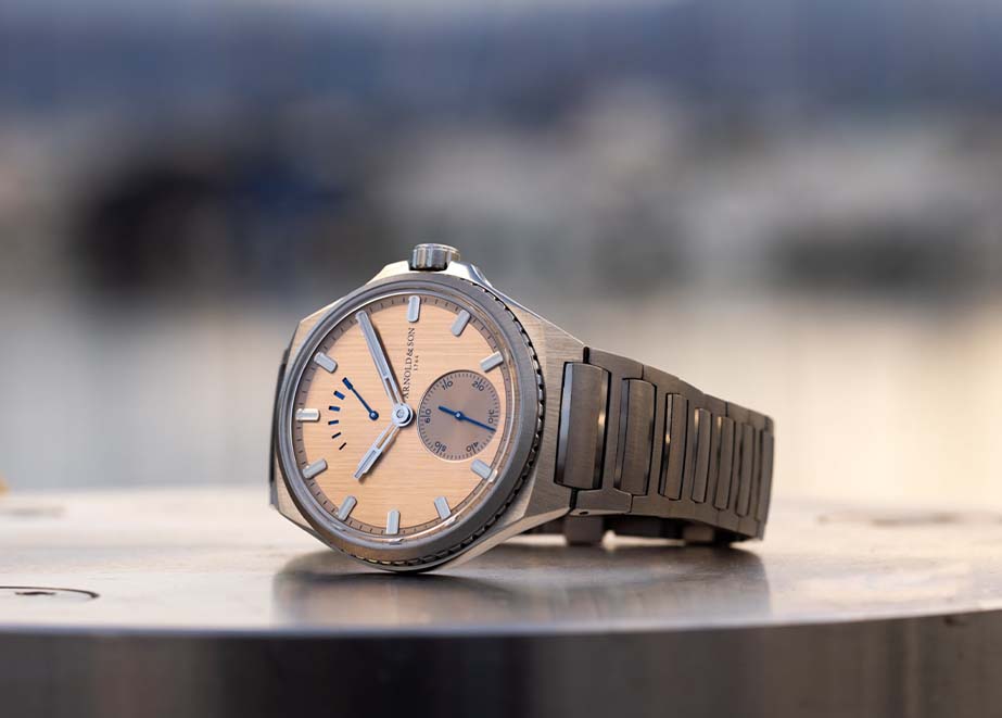 Arnold_Son_Longitude Titanium_Beautyshot