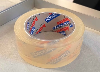 Balenciaga-Schmuck: Klebebandrolle als Marketing-Gag?