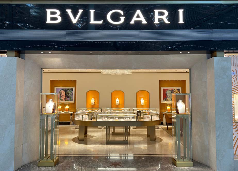 Bvlgari CEO Jean-Christophe Babin glaubt an Erholung des chinesischen Luxusmarktes. © Shutterstock