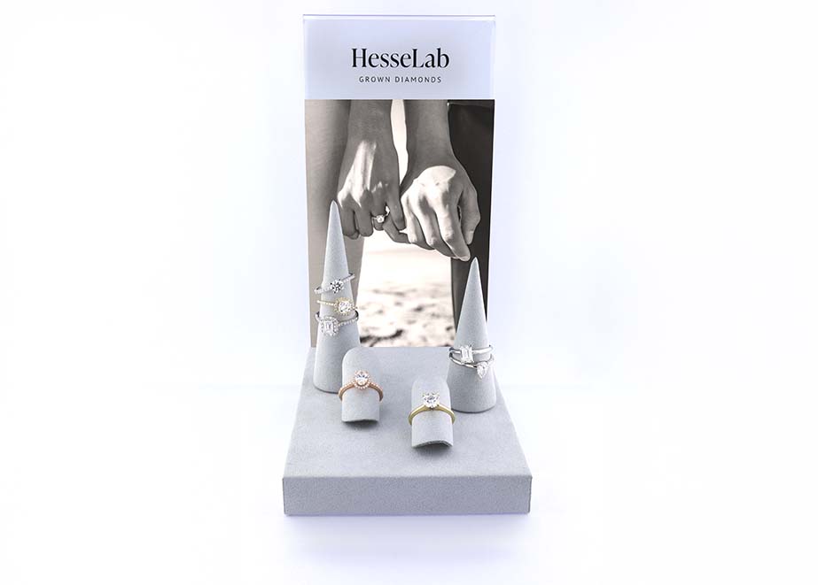 hesse-lab-grown-diamonds-display