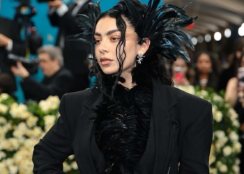 Met Gala 2025 Diamant Schmuck Charli XCX