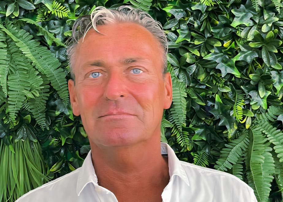 Erich Neuhofer für Fritsch Sterling in Österreich & Südtirol