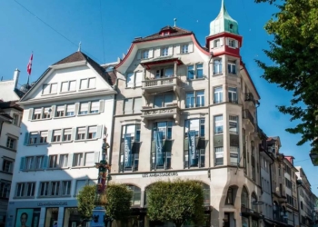 Les Ambassadeurs Luzern schließt