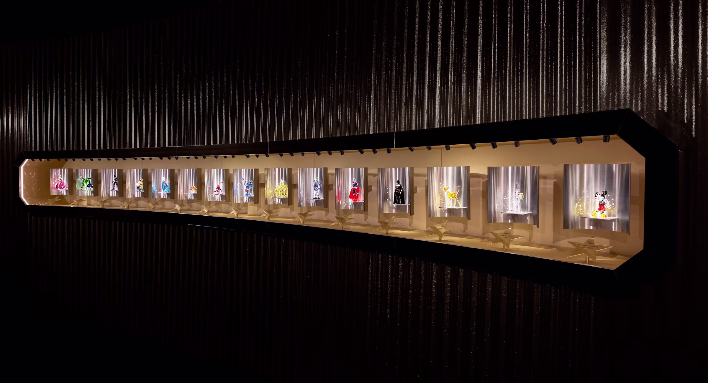 Swarovski Hall of Fame Disney Marvel