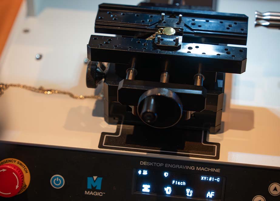 Christ Gravur Maschine Service